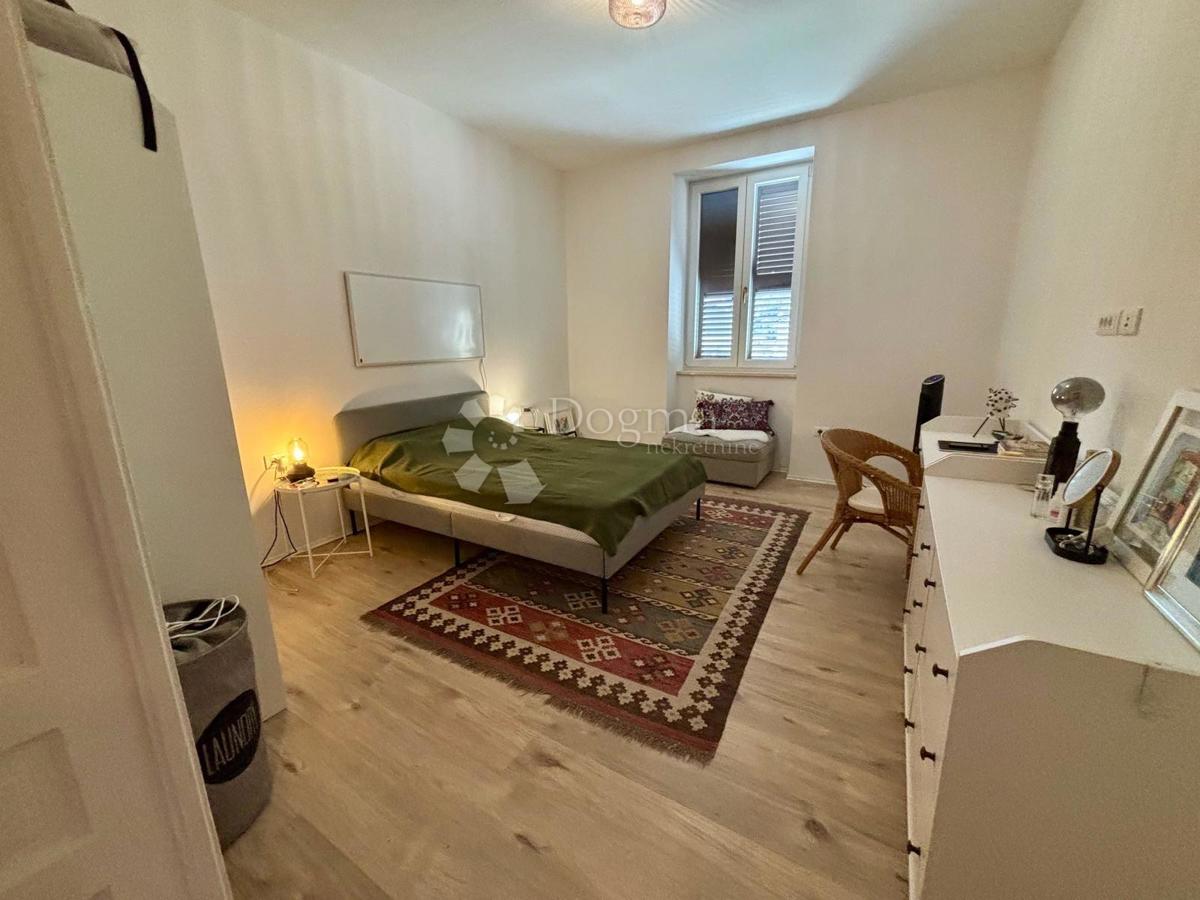 Appartamento recentemente ristrutturato nel centro di Pola - a 2 minuti dall'Arena