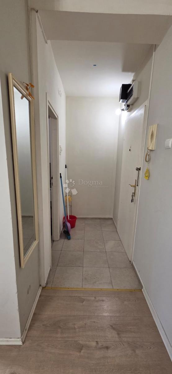 Allogio Jug II, Osijek, 25,20m2