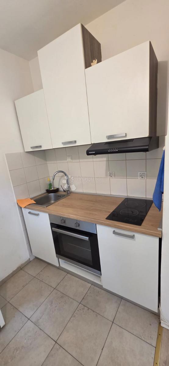 Allogio Jug II, Osijek, 25,20m2