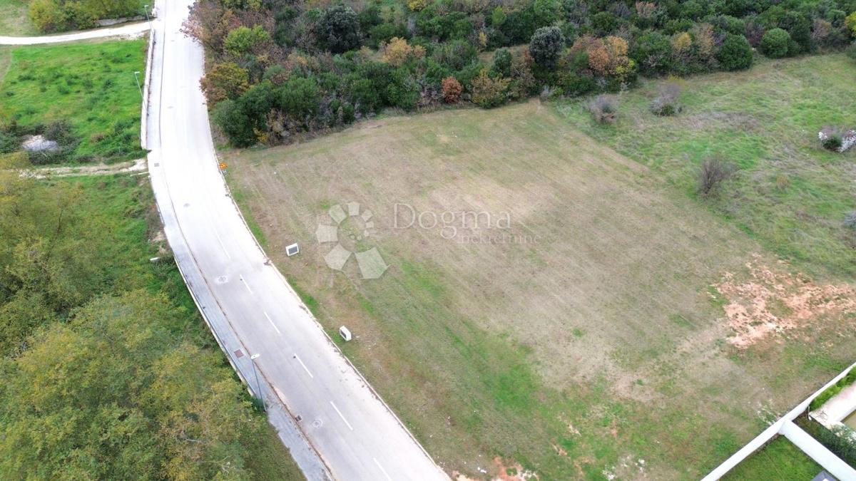 Terreno edificabile Štinjan, Pula, 601m2