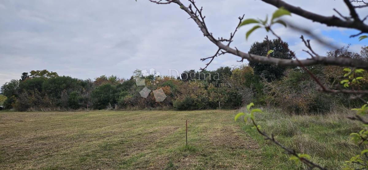 Terreno edificabile Štinjan, Pula, 601m2