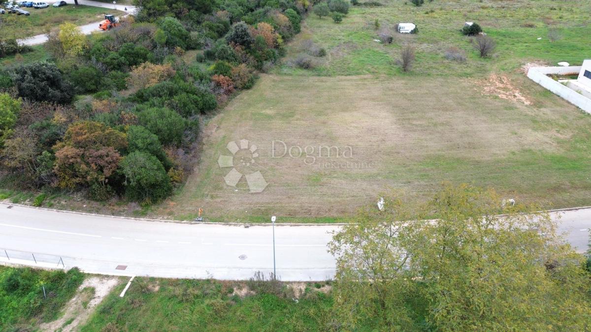 Terreno edificabile Štinjan, Pula, 601m2