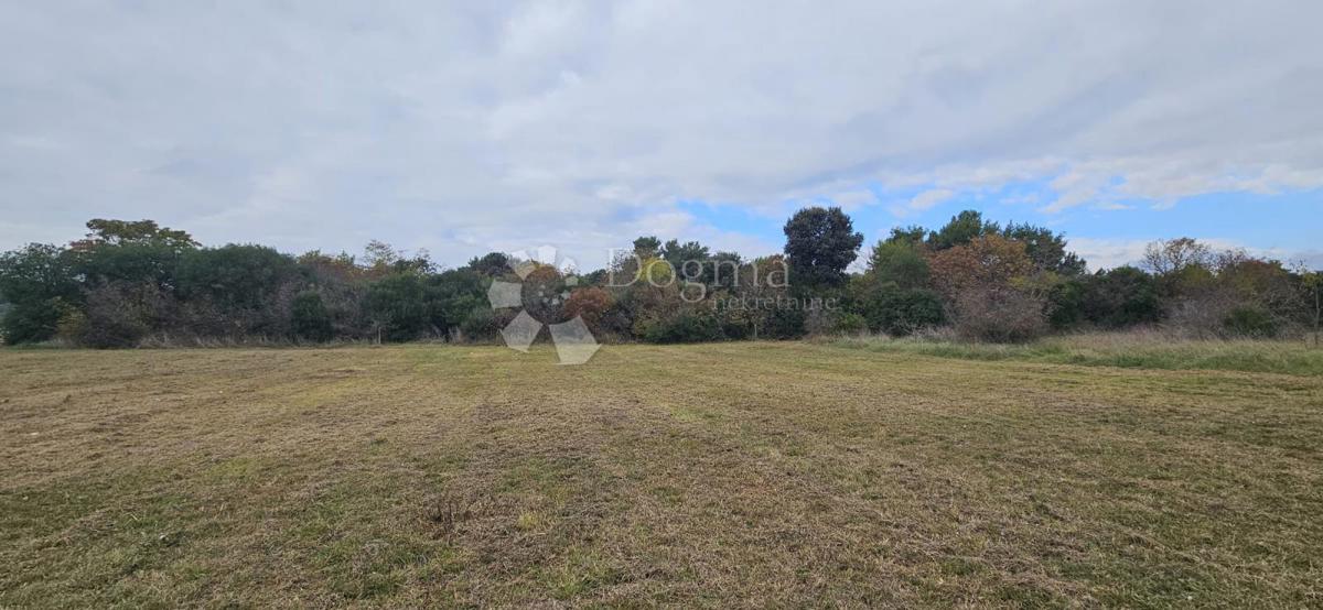 Terreno edificabile Štinjan, Pula, 601m2