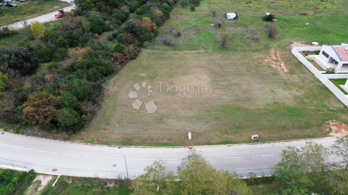 Terreno edificabile Štinjan, Pula, 601m2