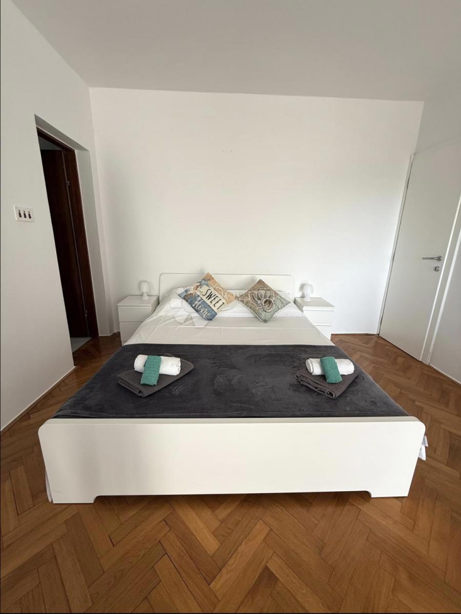 Casa Ugljan, Preko, 616,12m2