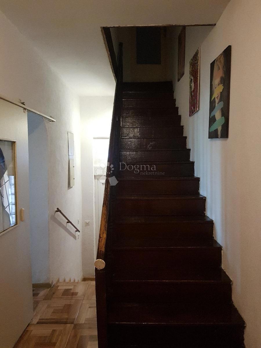 Casa Sarvaš, Osijek - Okolica, 280m2