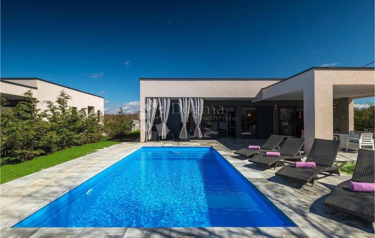 Casa Svetvinčenat, 100m2