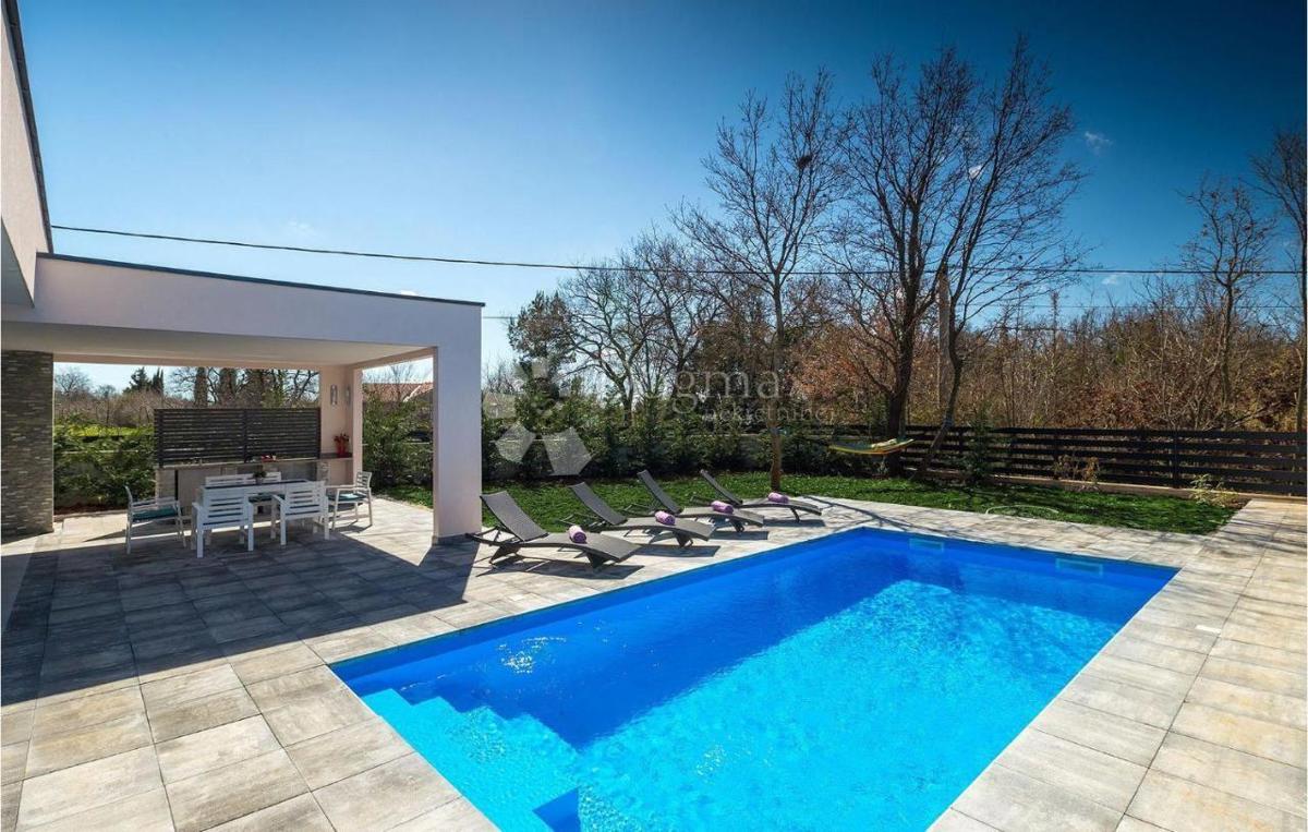 Casa Svetvinčenat, 100m2