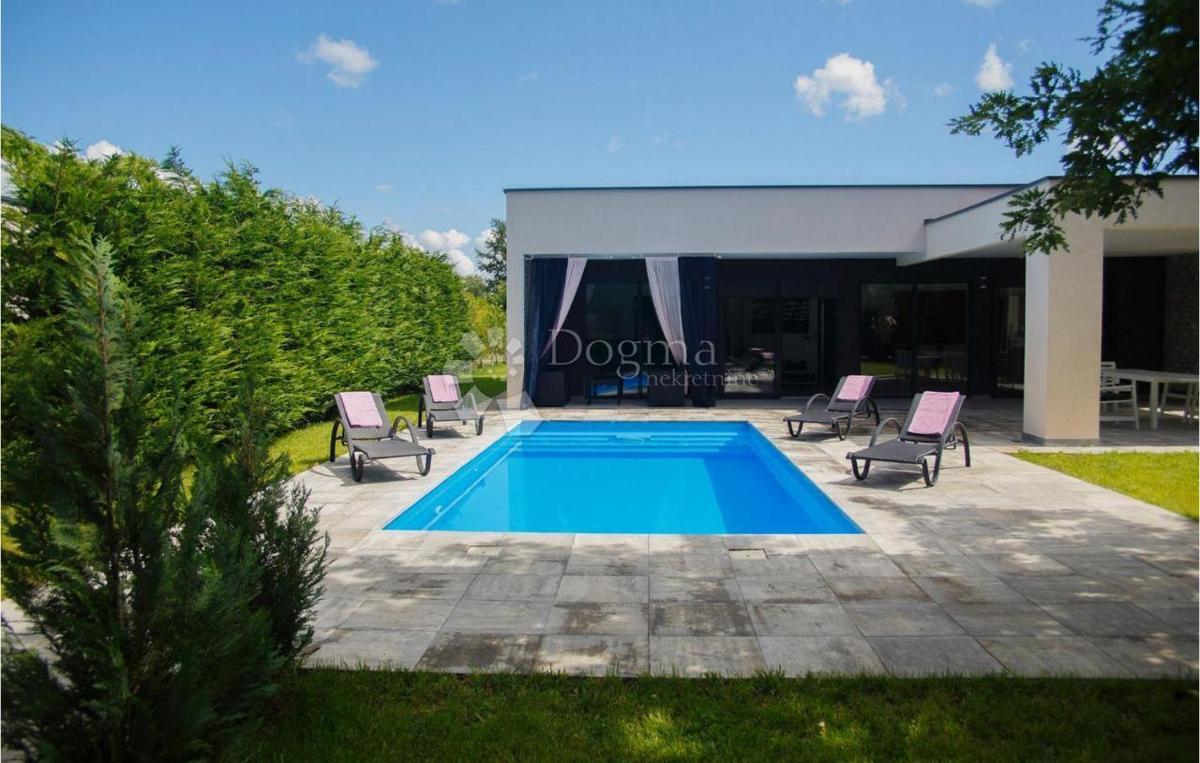 Casa Svetvinčenat, 100m2