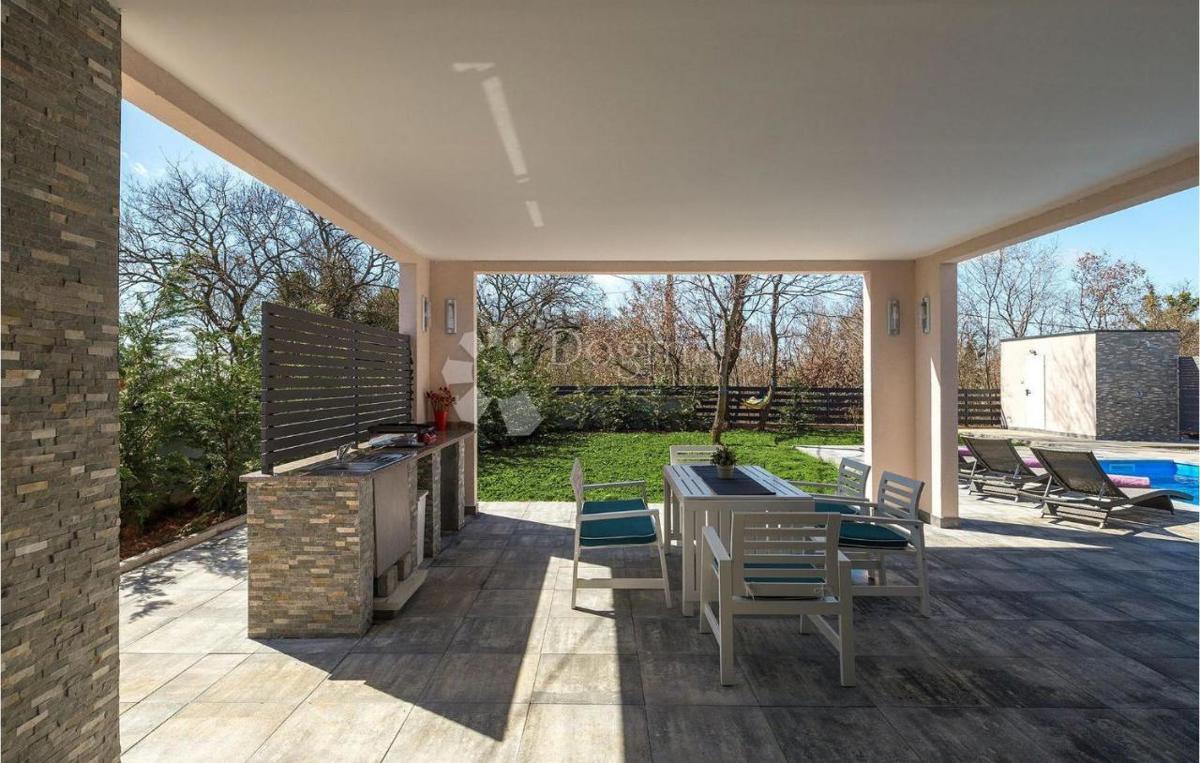 Casa Svetvinčenat, 100m2