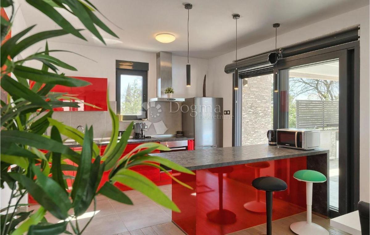 Casa Svetvinčenat, 100m2