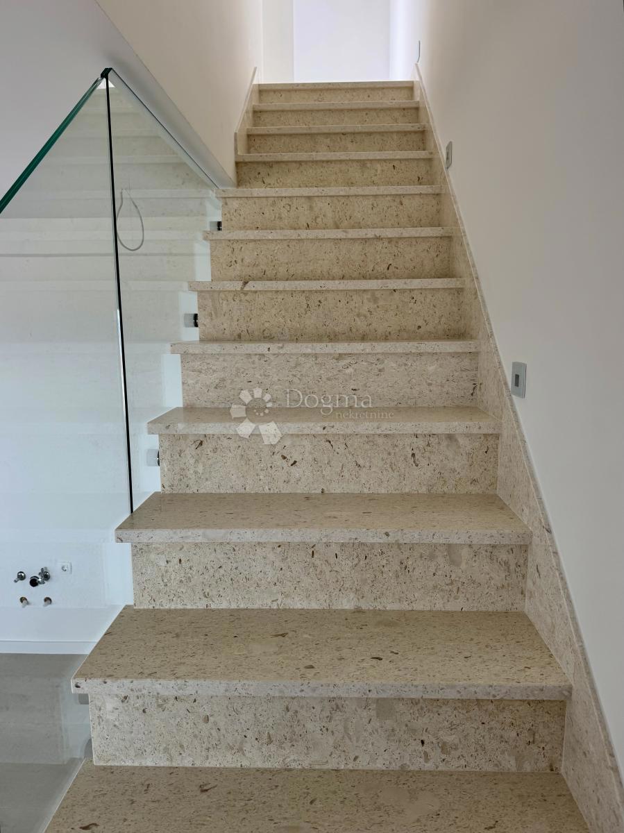 Allogio Diklovac, Zadar, 155,37m2