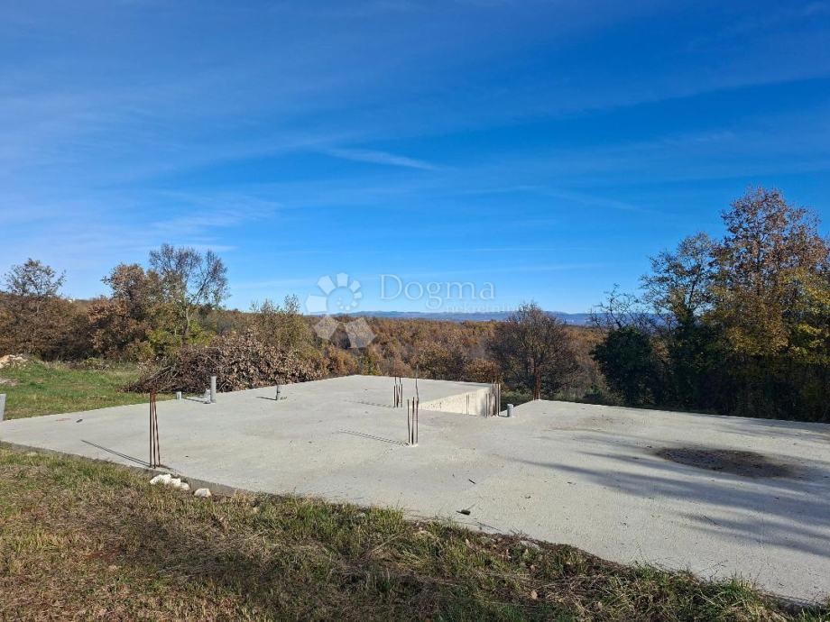 Terreno edificabile Višnjan, 552m2