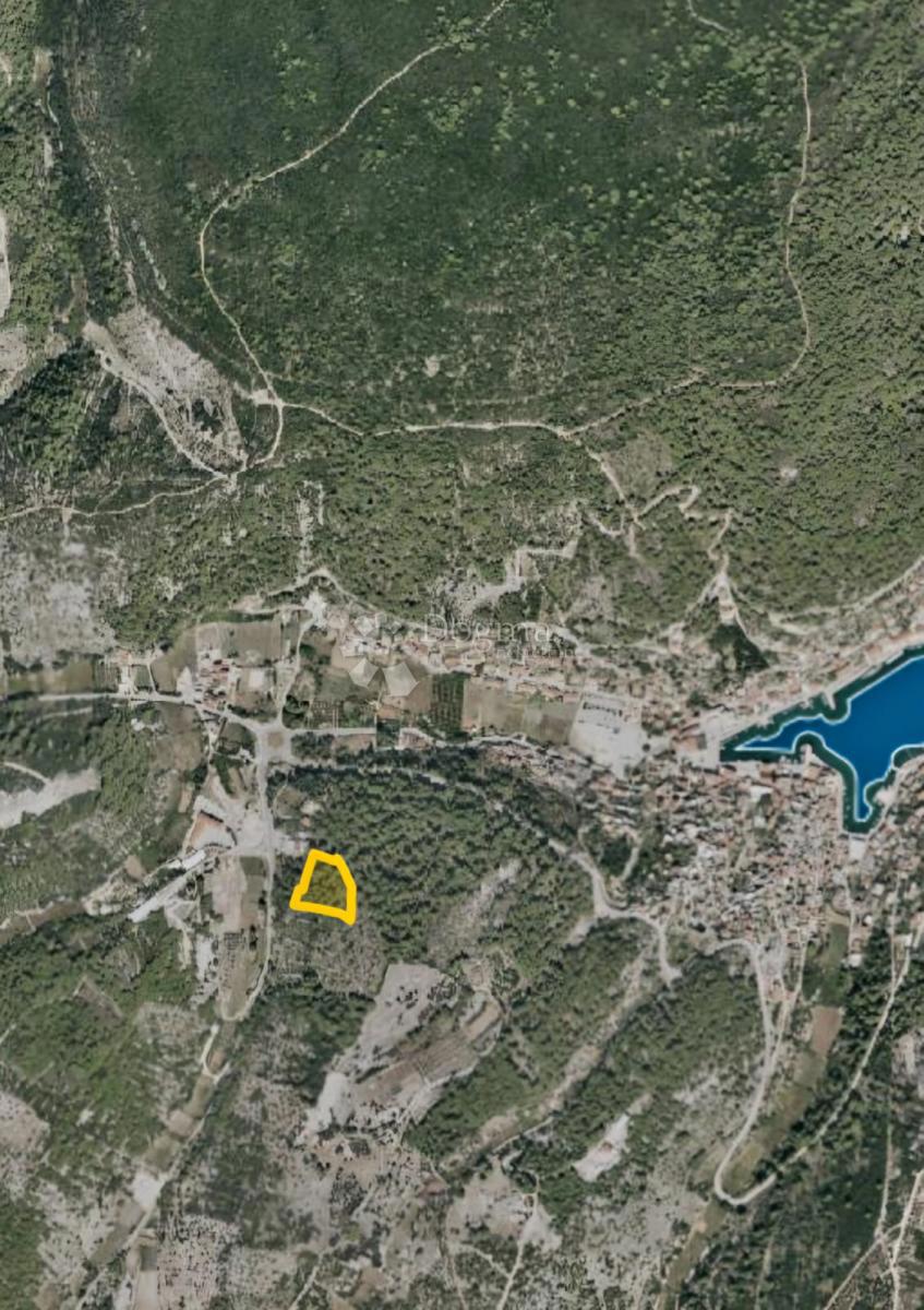 Terreno edificabile Pučišća, 5.291m2