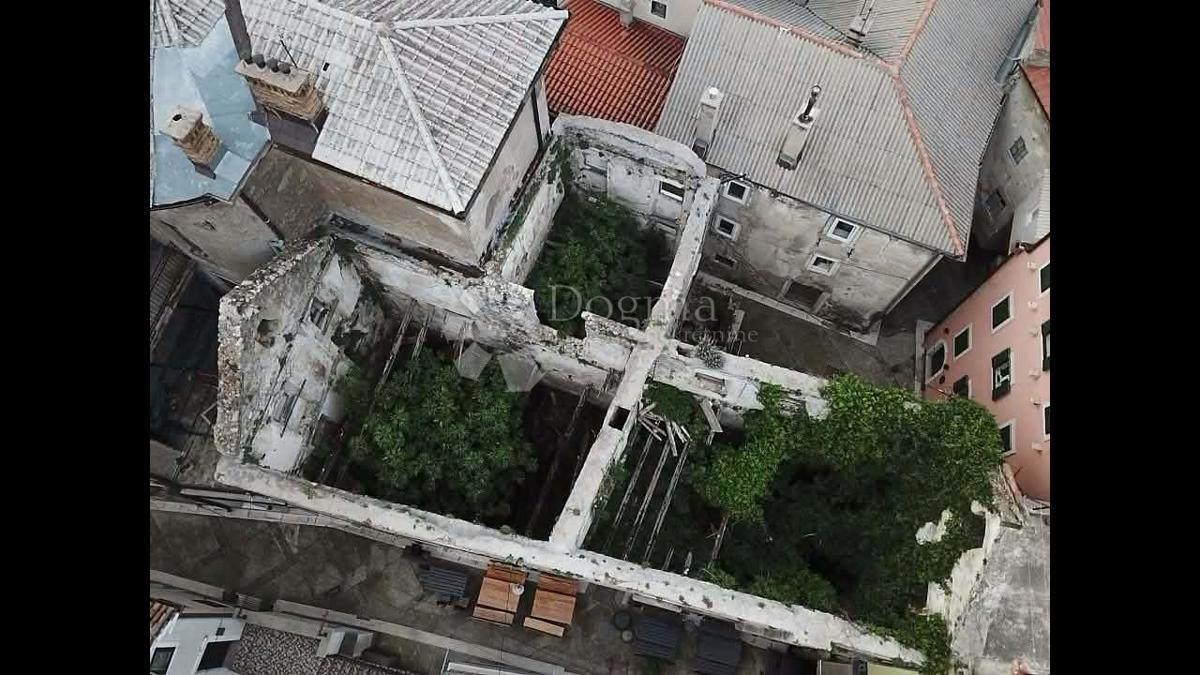 STRAORDINARIA OPPORTUNITÀ DI INVESTIMENTO NEL CUORE DI SENJ 