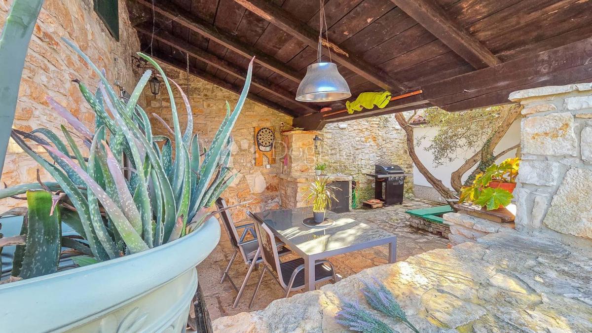 Casa Režanci, Svetvinčenat, 65m2