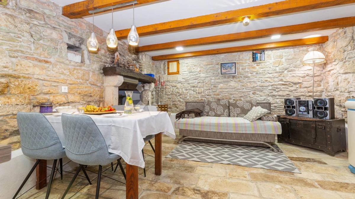 Casa Režanci, Svetvinčenat, 65m2