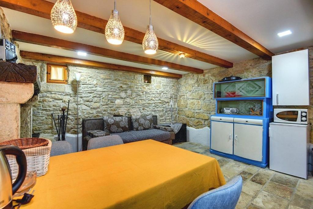 Casa Režanci, Svetvinčenat, 65m2