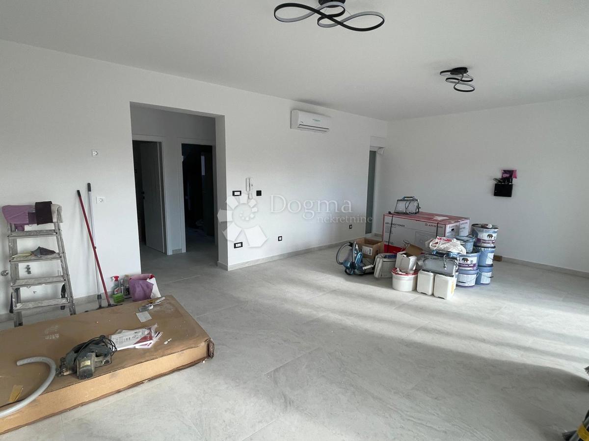 Casa Tribunj, 243,70m2