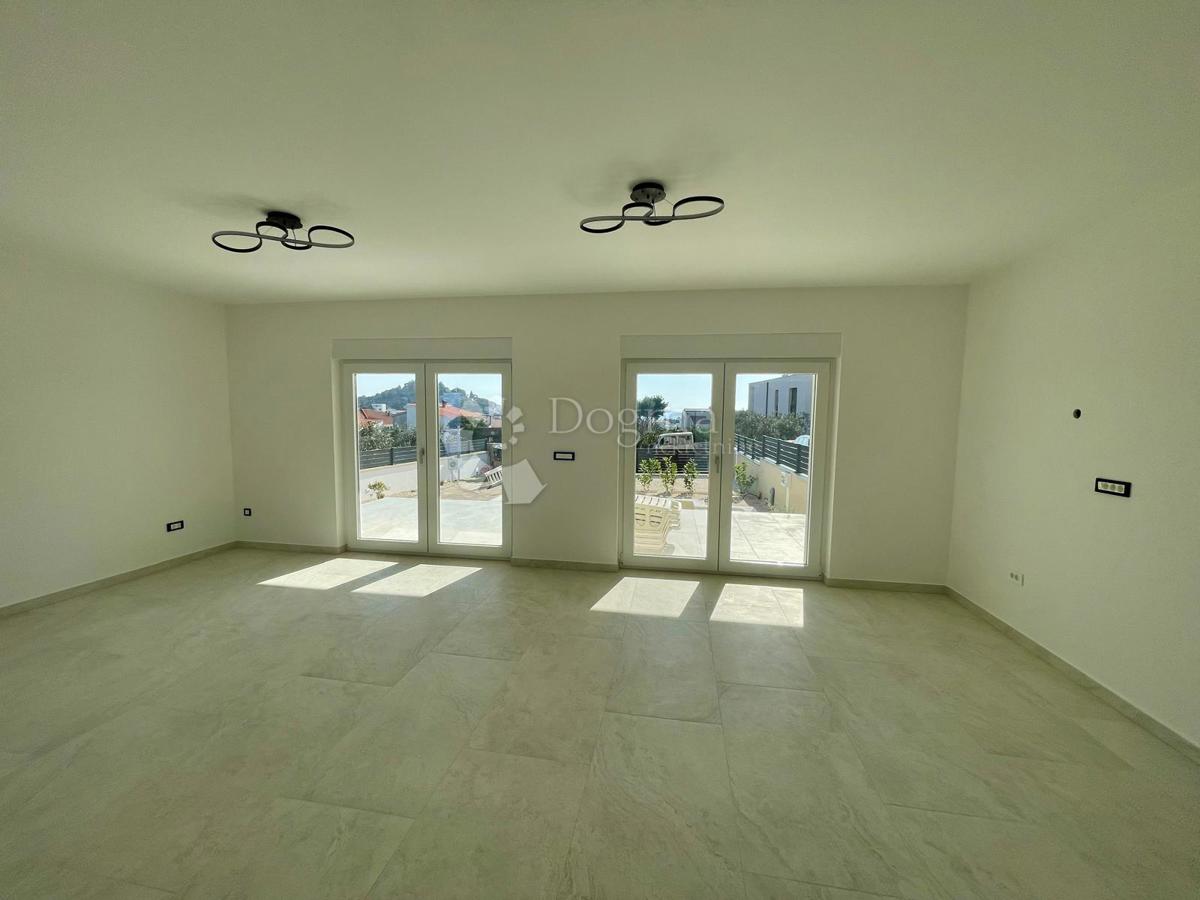 Casa Tribunj, 243,70m2