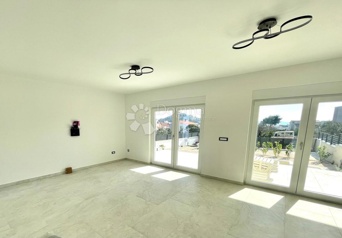 Casa Tribunj, 243,70m2