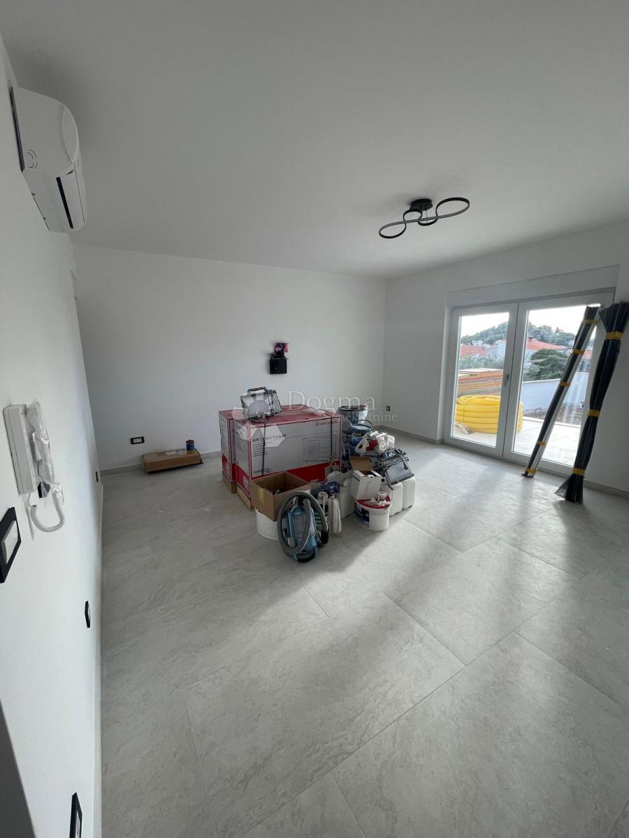 Casa Tribunj, 243,70m2