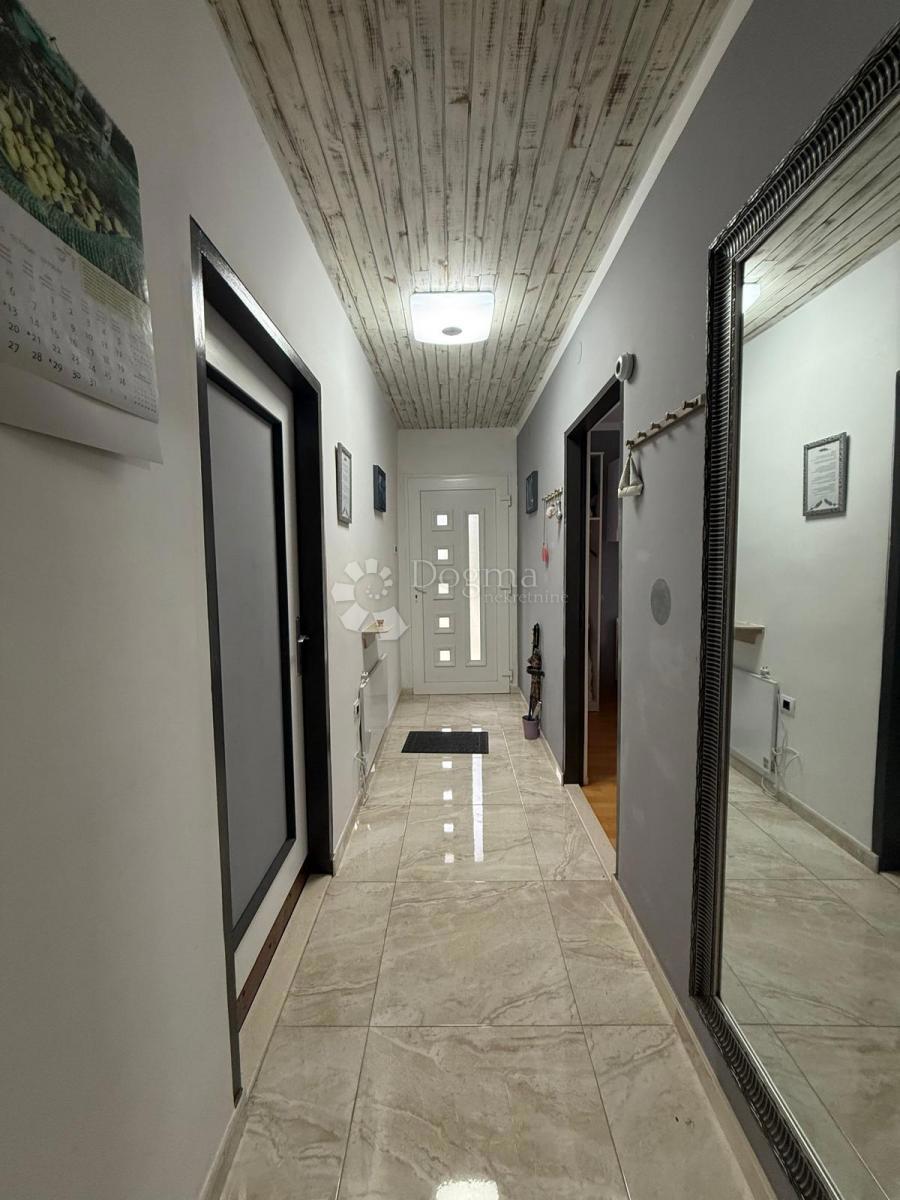 Allogio Fažana, 90m2