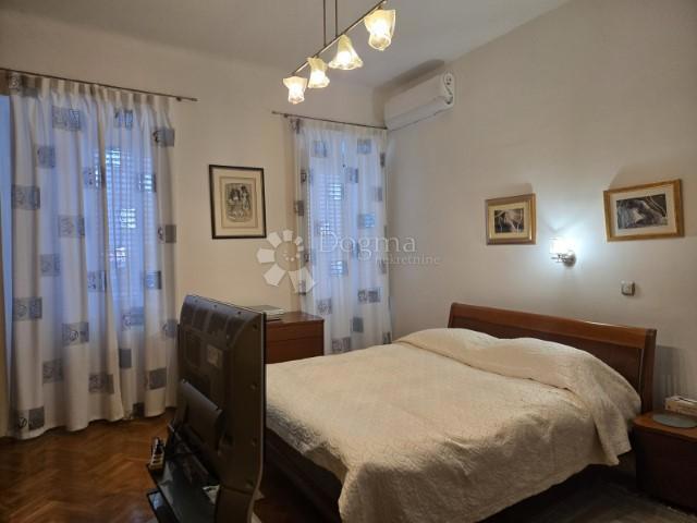 Allogio Pećine, Rijeka, 127m2