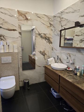 Allogio Pećine, Rijeka, 127m2