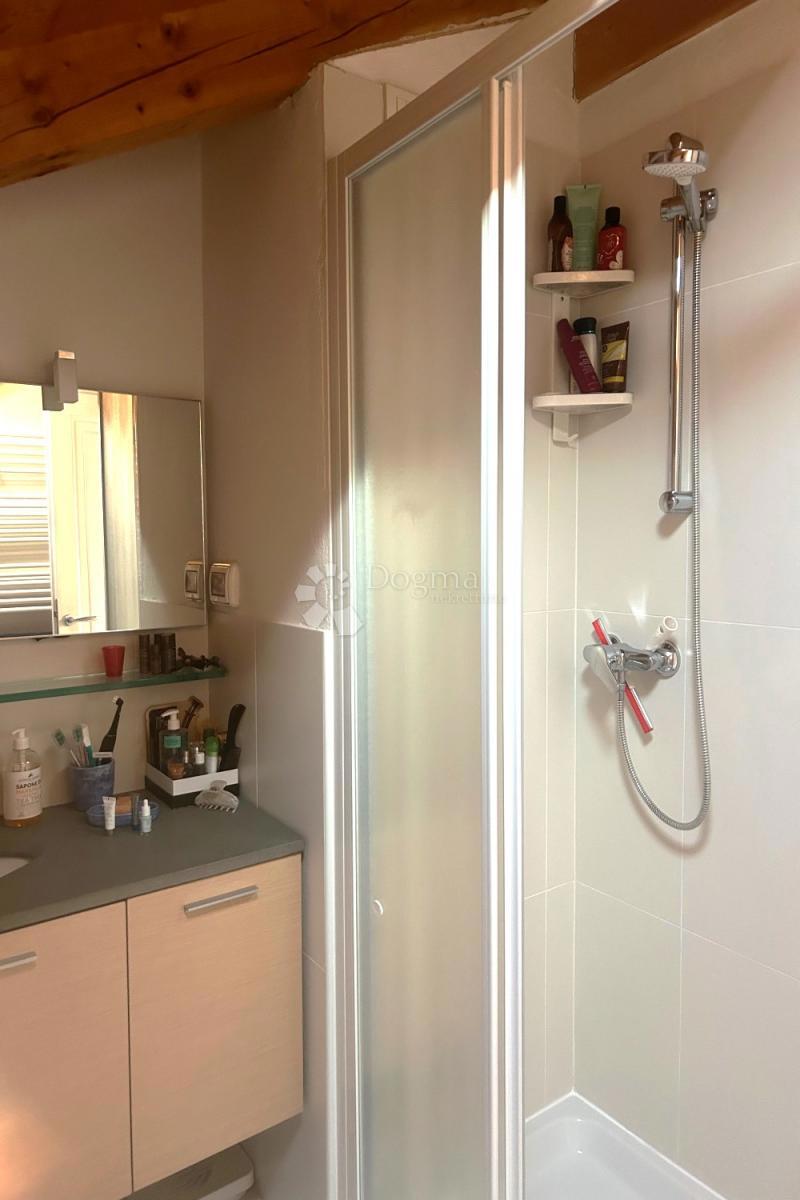 ROVIGNO – fantastico appartamento duplex con vista