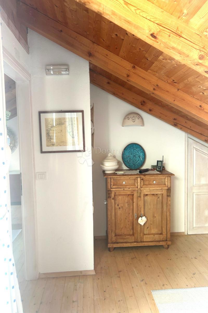 ROVIGNO – fantastico appartamento duplex con vista