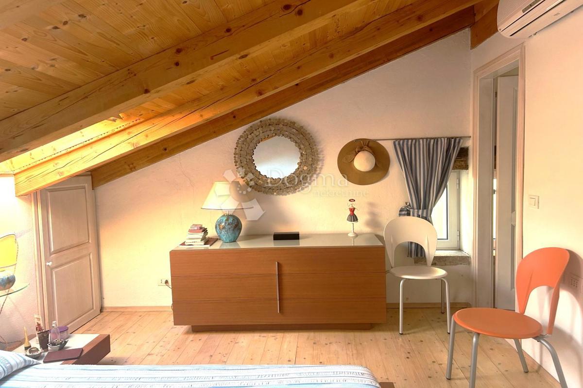 ROVIGNO – fantastico appartamento duplex con vista