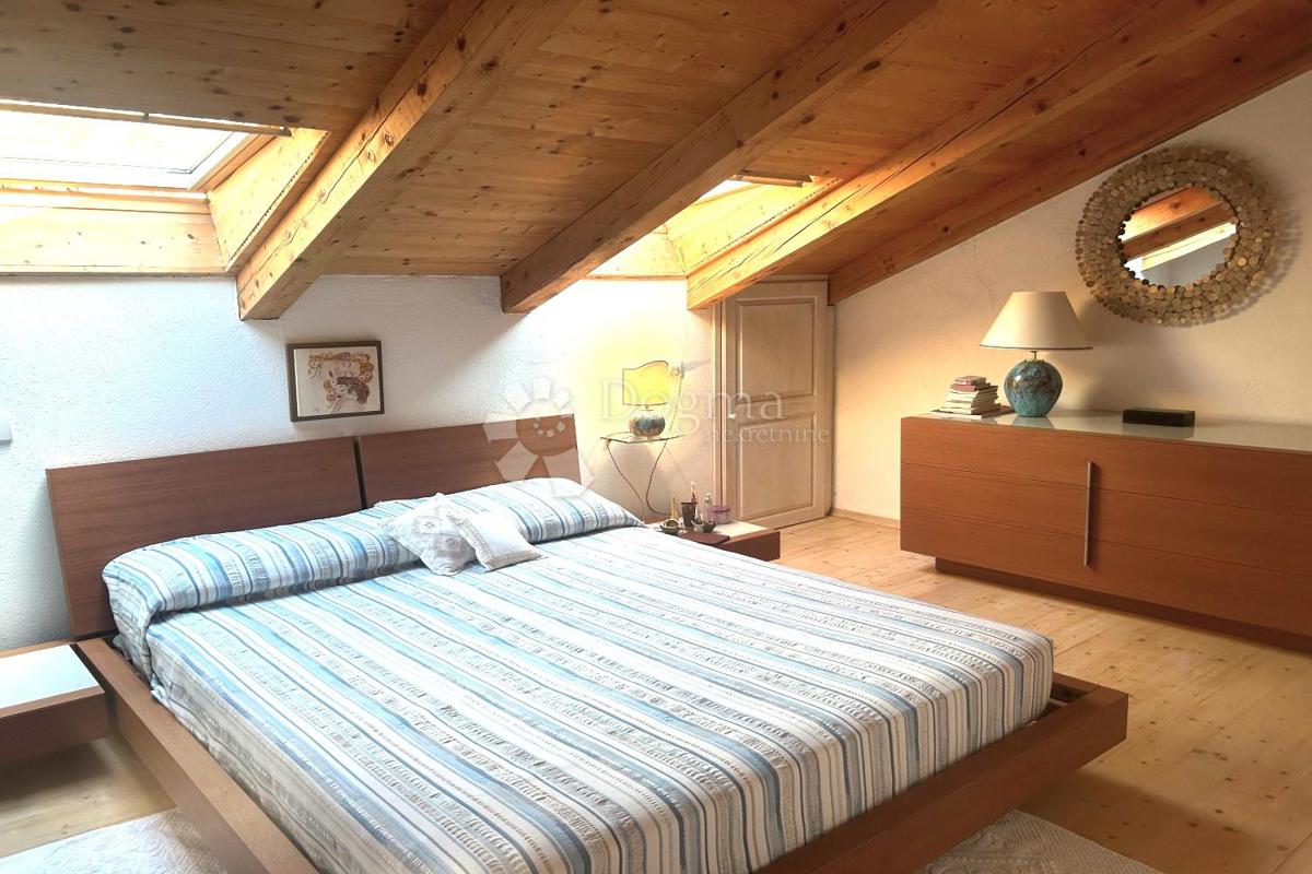 ROVIGNO – fantastico appartamento duplex con vista