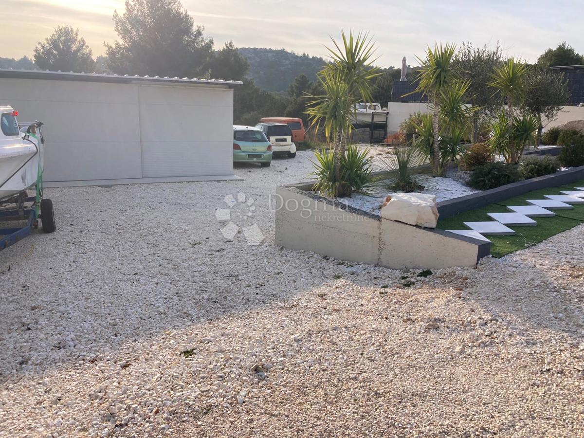 Terreno edificabile Bilice, Šibenik - Okolica, 580m2