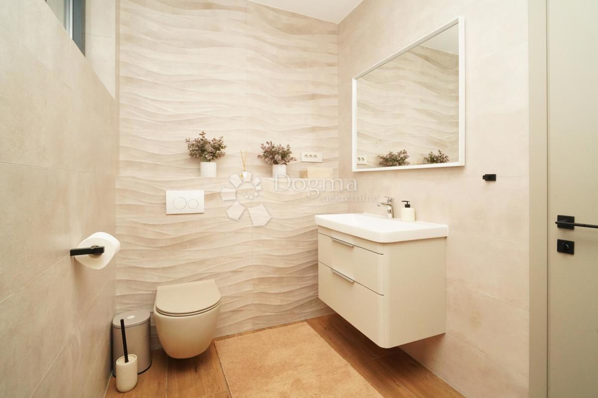 Casa Kringa, Tinjan, 370m2