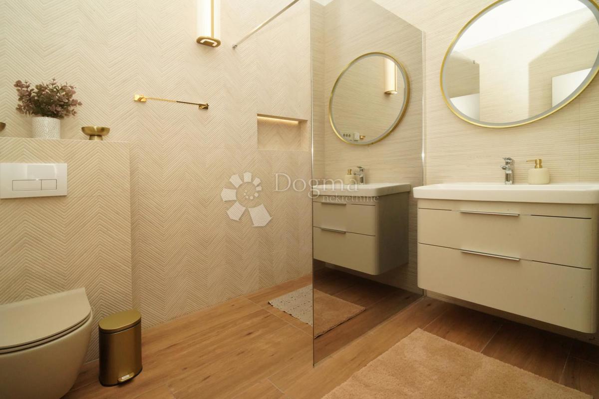 Casa Kringa, Tinjan, 370m2