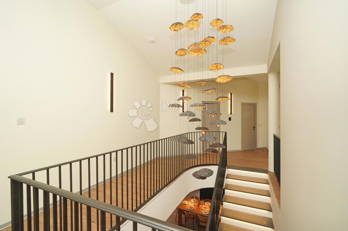 Casa Kringa, Tinjan, 370m2