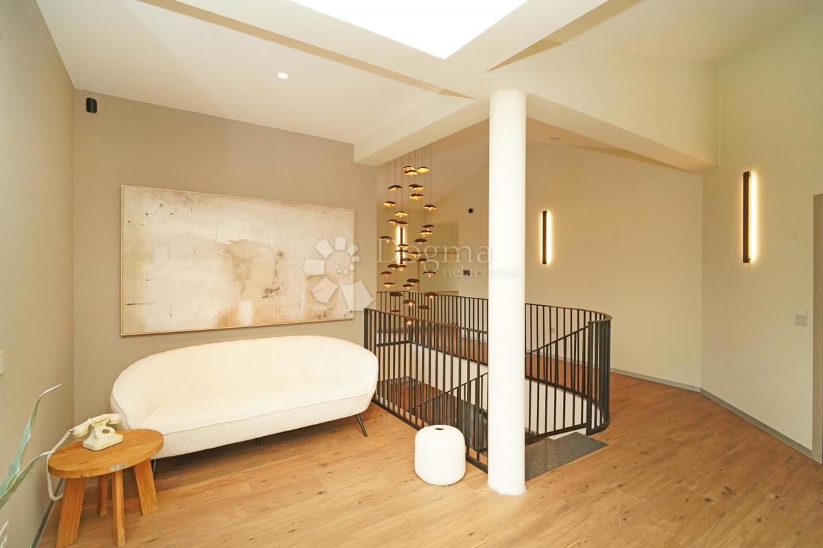 Casa Kringa, Tinjan, 370m2