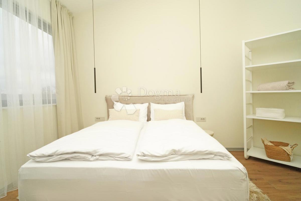 Casa Kringa, Tinjan, 370m2