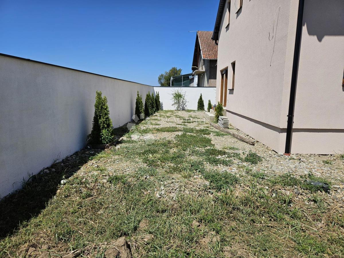 Casa Sarvaš, Osijek - Okolica, 200m2