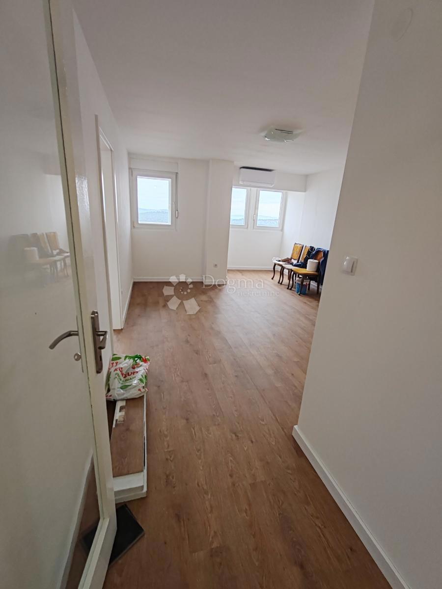 Allogio Baldekin, Šibenik, 62m2