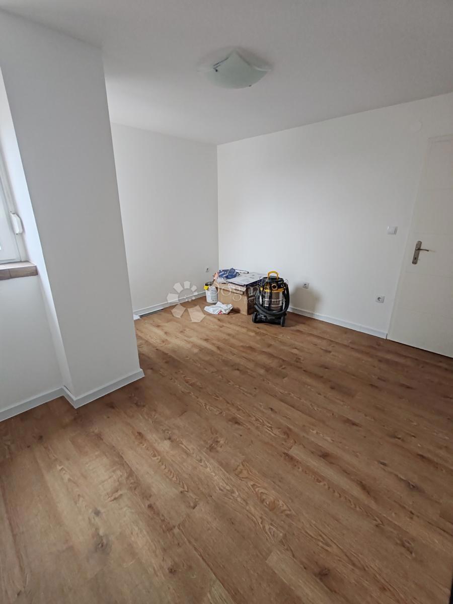 Allogio Baldekin, Šibenik, 62m2