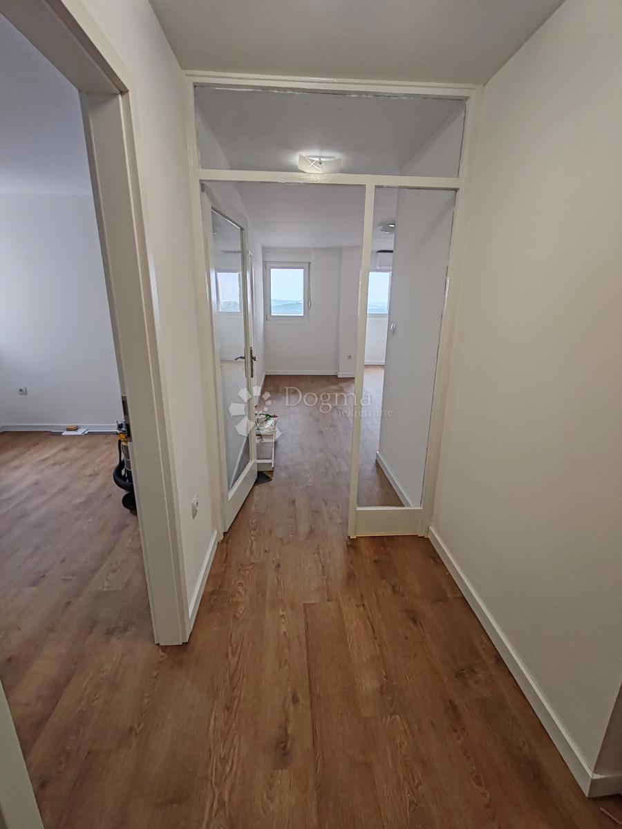 Allogio Baldekin, Šibenik, 62m2