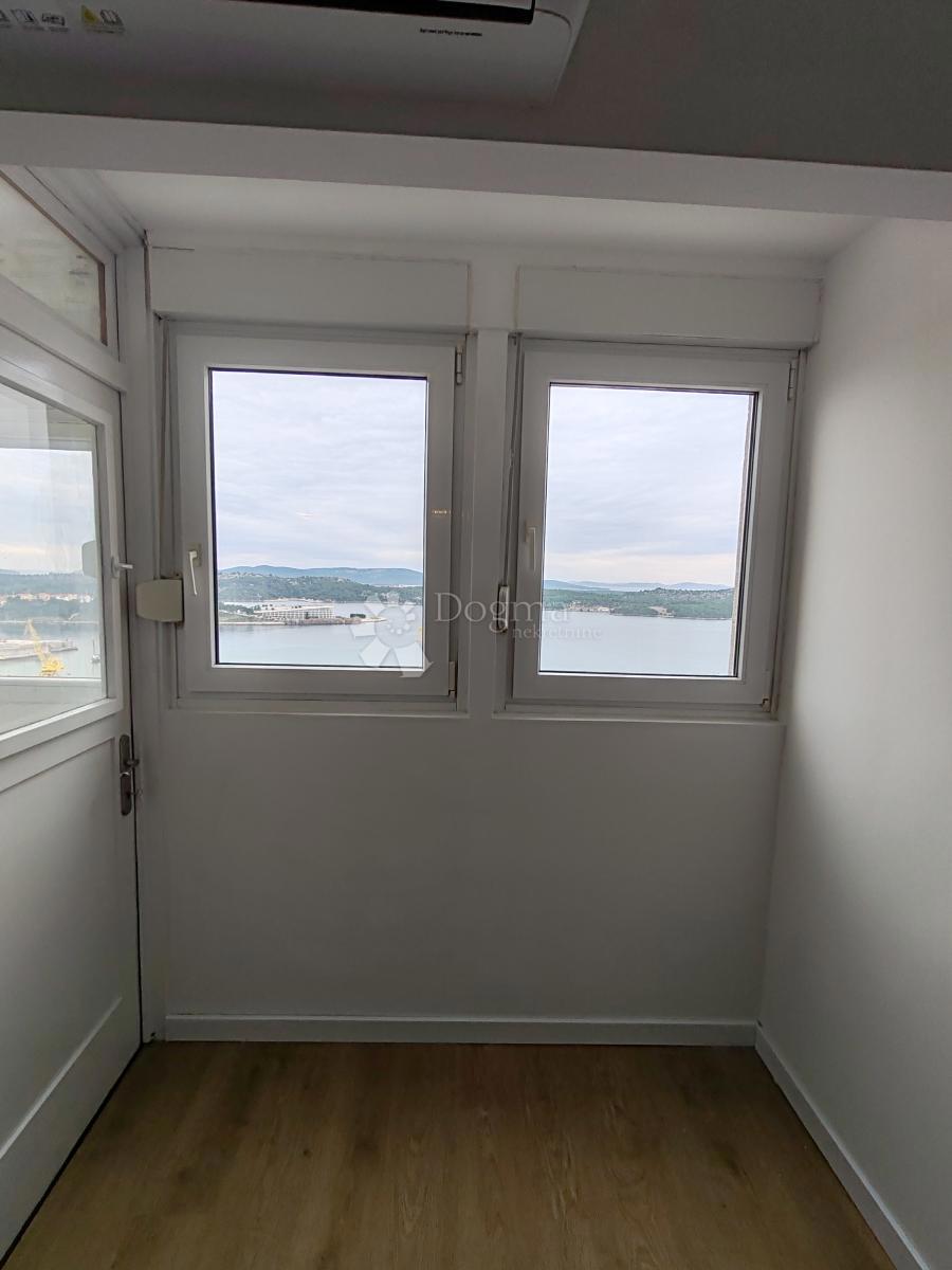 Allogio Baldekin, Šibenik, 62m2