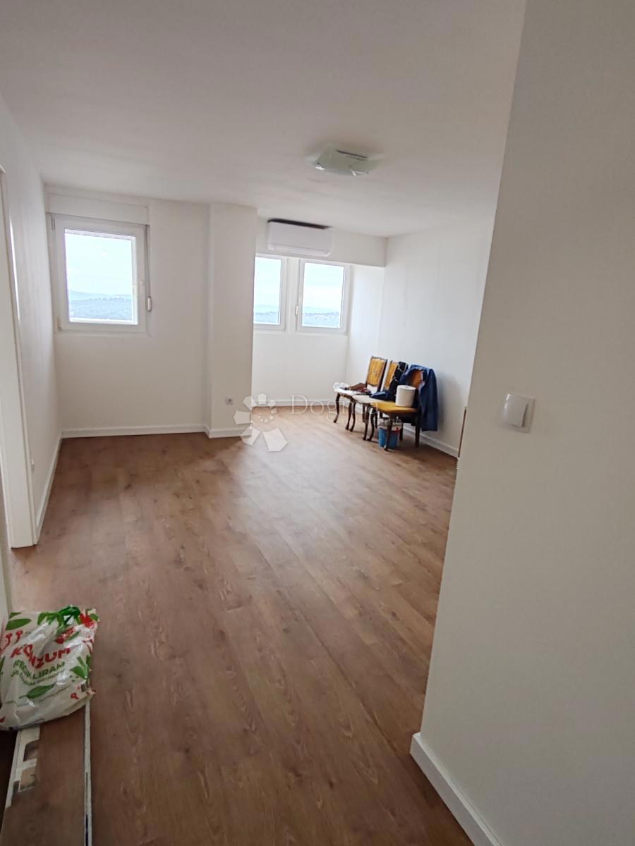 Allogio Baldekin, Šibenik, 62m2