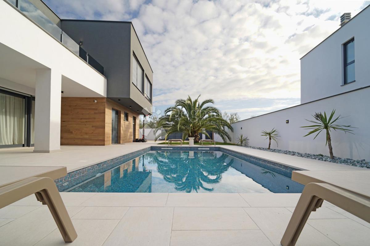 PACE, LUSSO E PRIVACY NEL CUORE DI POLA