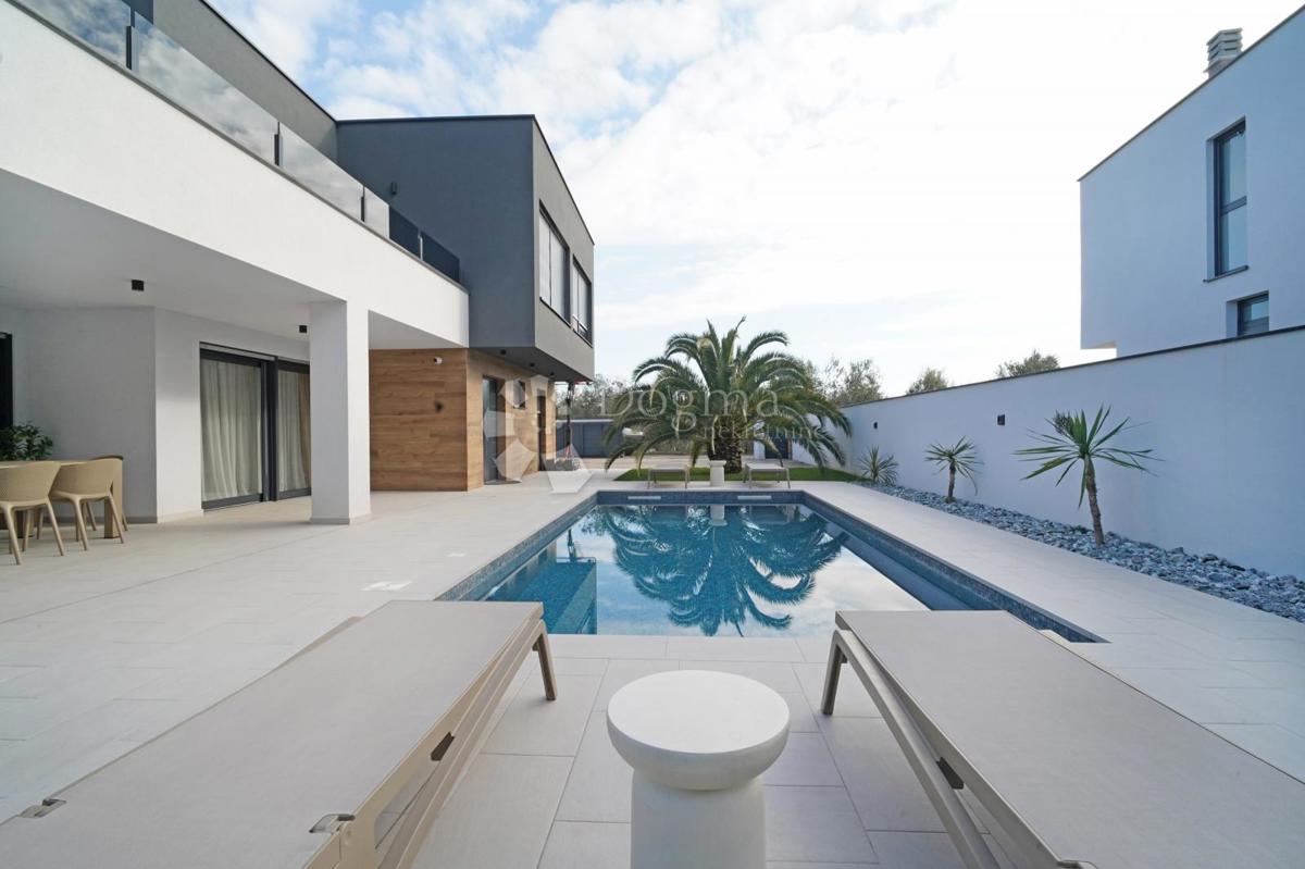 PACE, LUSSO E PRIVACY NEL CUORE DI POLA