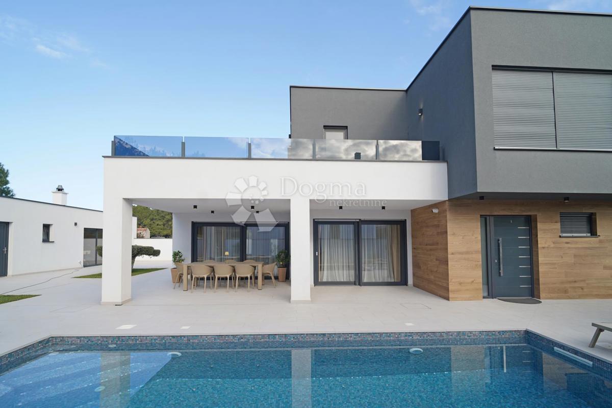 PACE, LUSSO E PRIVACY NEL CUORE DI POLA