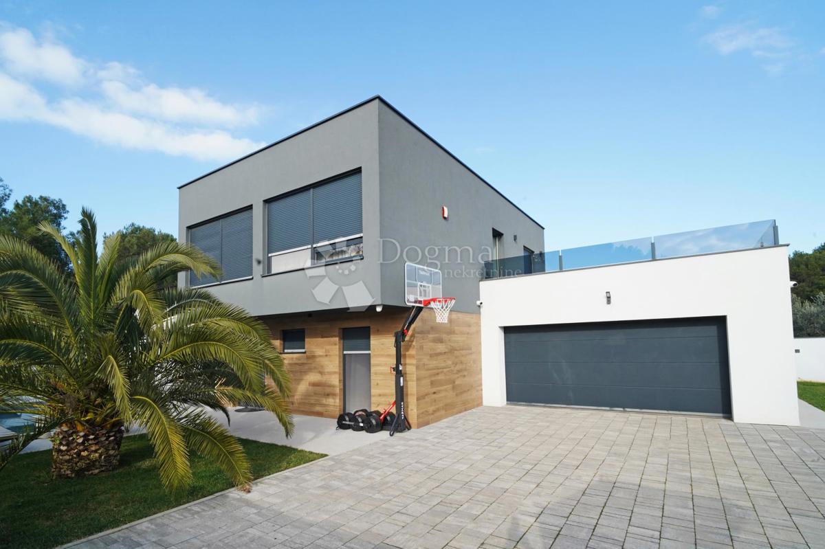 PACE, LUSSO E PRIVACY NEL CUORE DI POLA