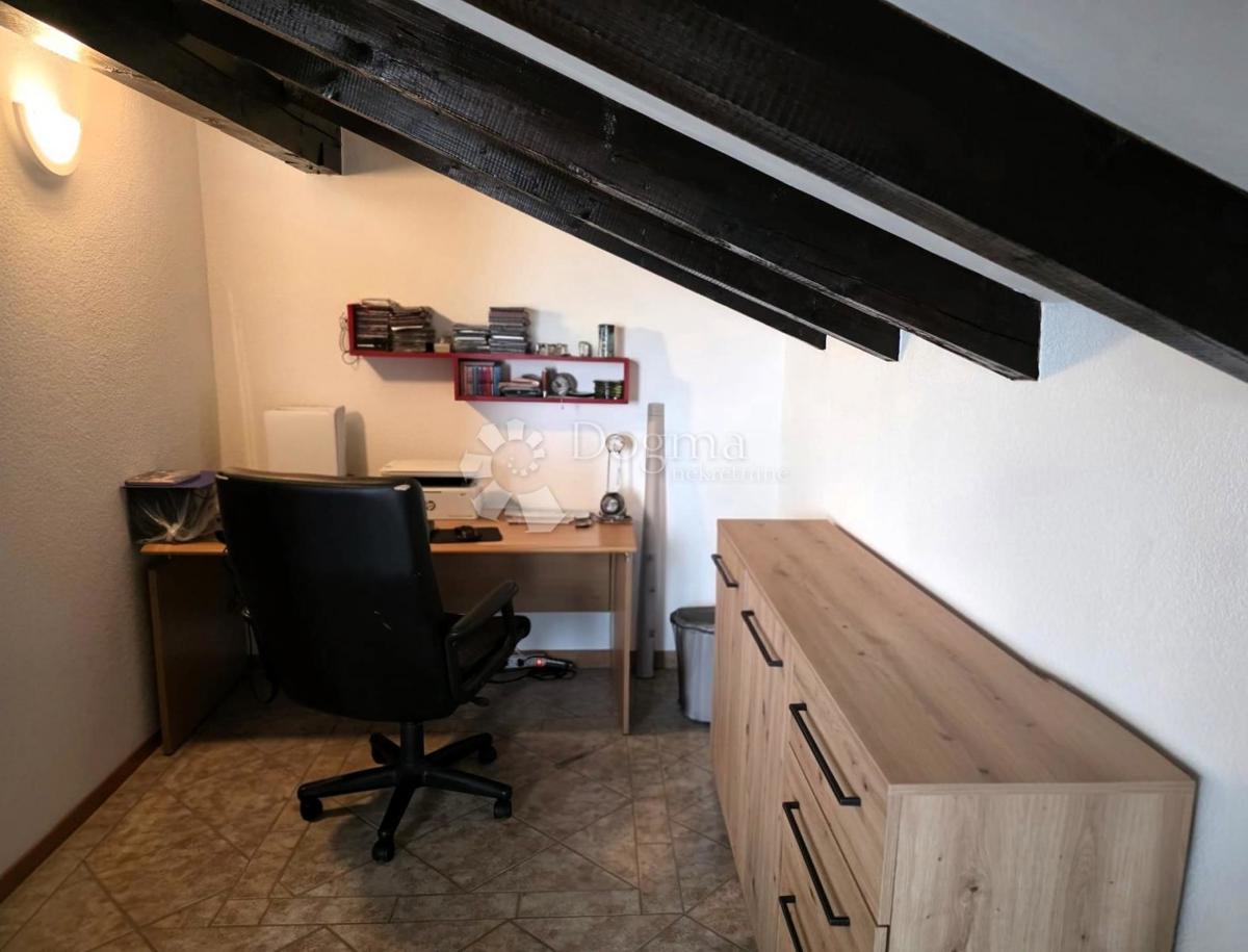 Casa Gašinci, Satnica Đakovačka, 138m2